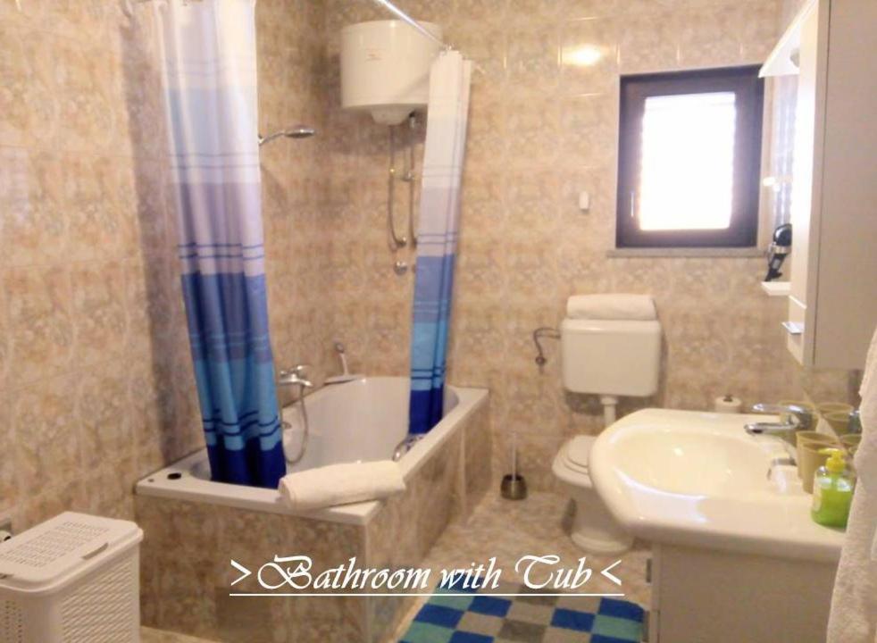 House White Stone Split Apartment Podstrana Luaran gambar